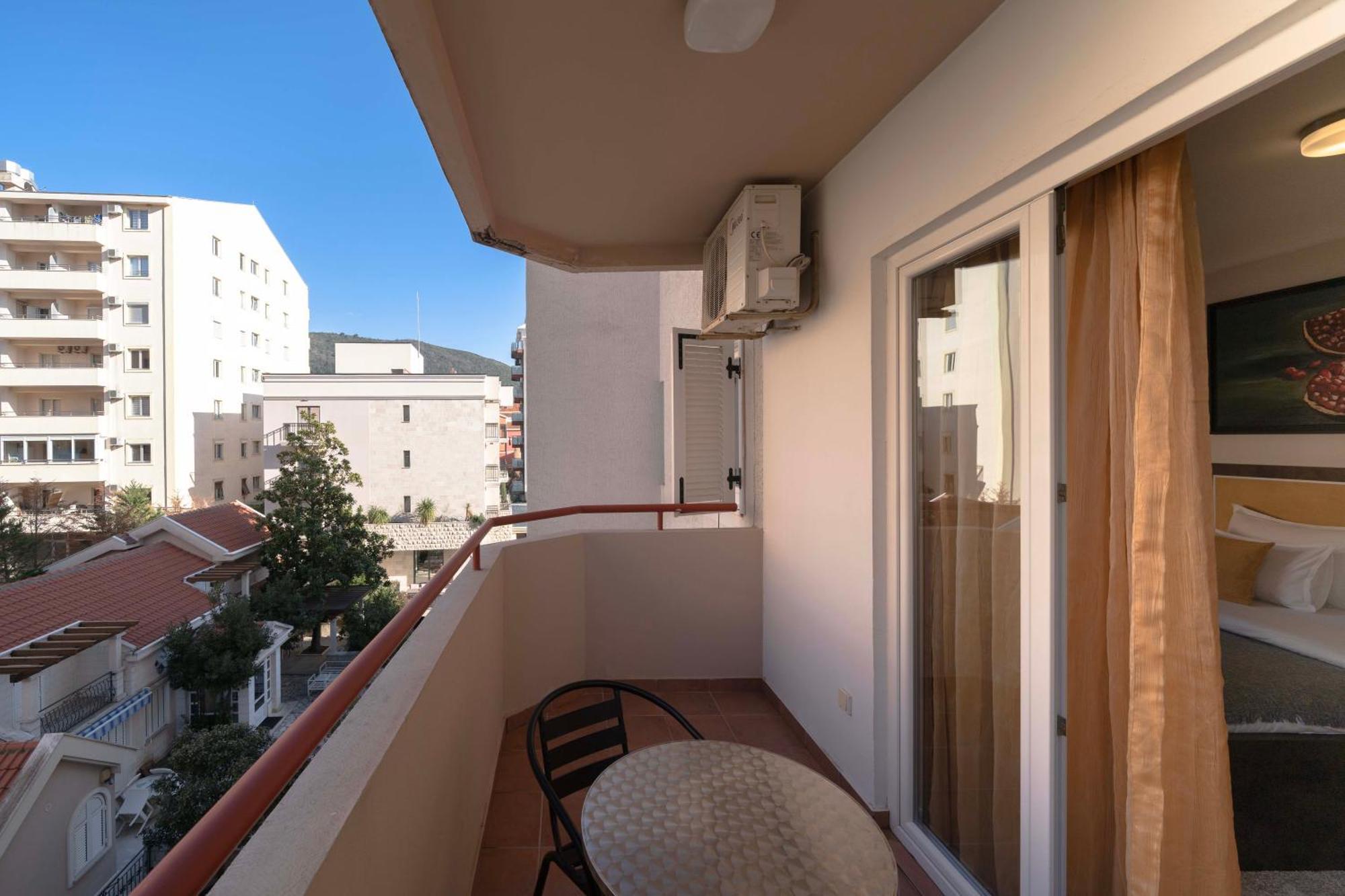 Boutique Hotel Momentum By Aycon Budva Quarto foto